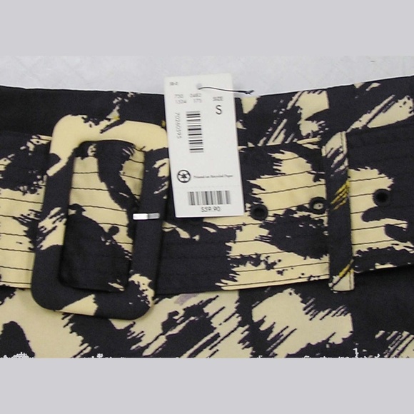 The Limited Skirt Size 6 New with tags! - Picture 3 of 5